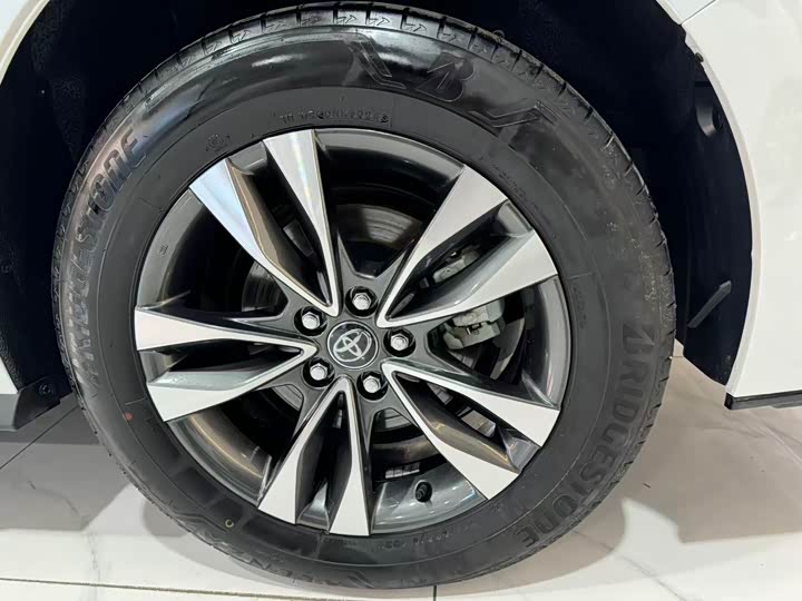 Toyota Granvia 2024 2024款 2.5L混动 豪华版