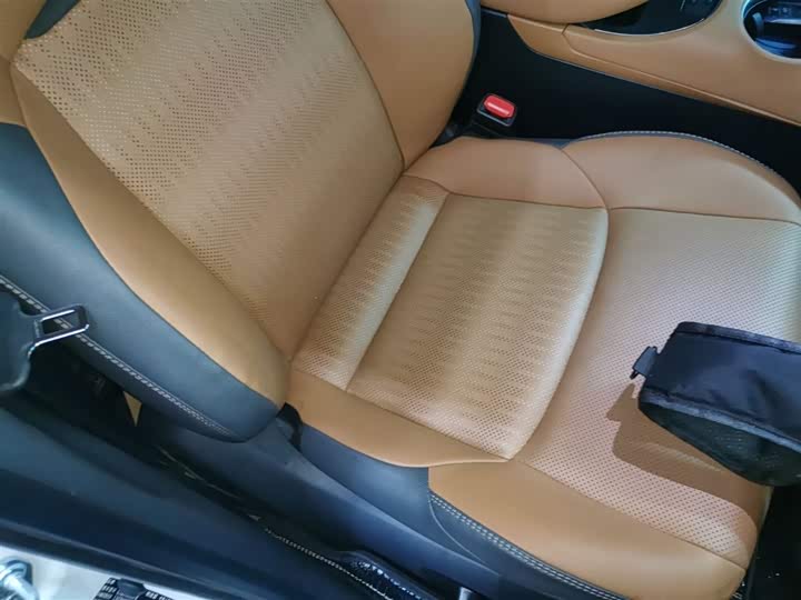 Toyota Venza 2023 2023款 2.0L CVT两驱尊贵版