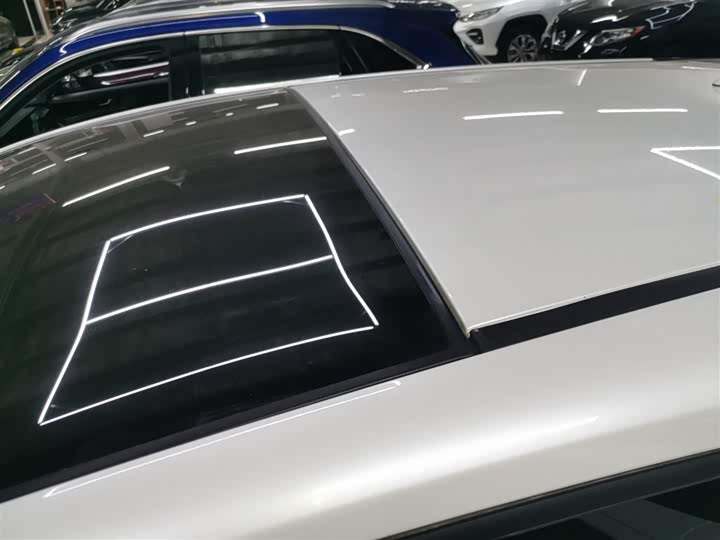 Toyota Venza 2023 2023款 2.0L CVT两驱尊贵版