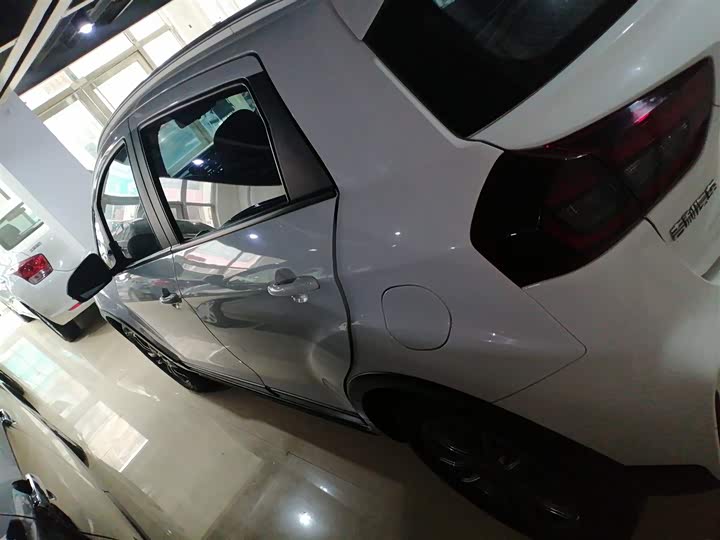 Geely Vision X3 2021 2021款 PRO 1.5L 手动精英型