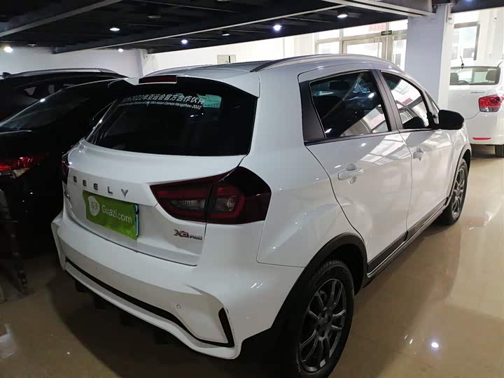 Geely Vision X3 2021 2021款 PRO 1.5L 手动精英型