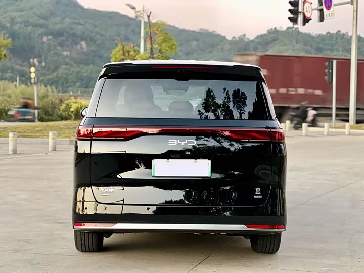 BYD Xia 2025 2025款 DM-i 1.5T 100km 领先型