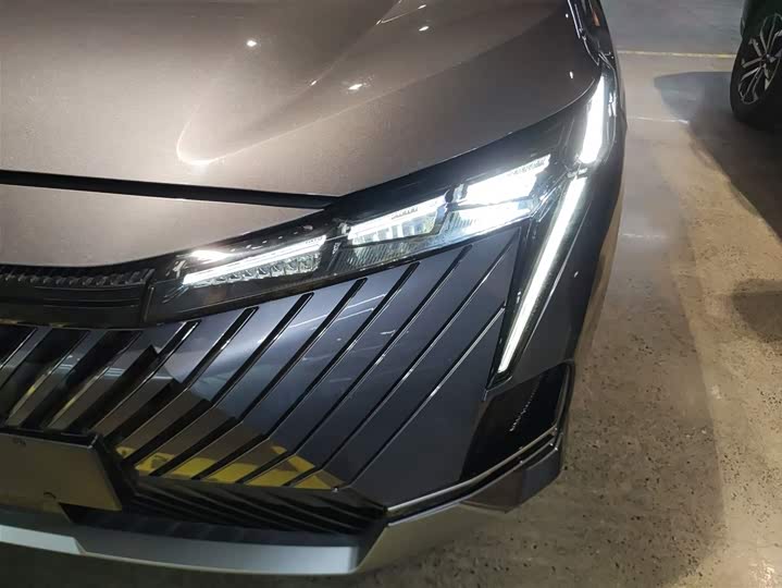 GAC Trumpchi Emkoo 2022 2022款 1.5T 超新星Pro版