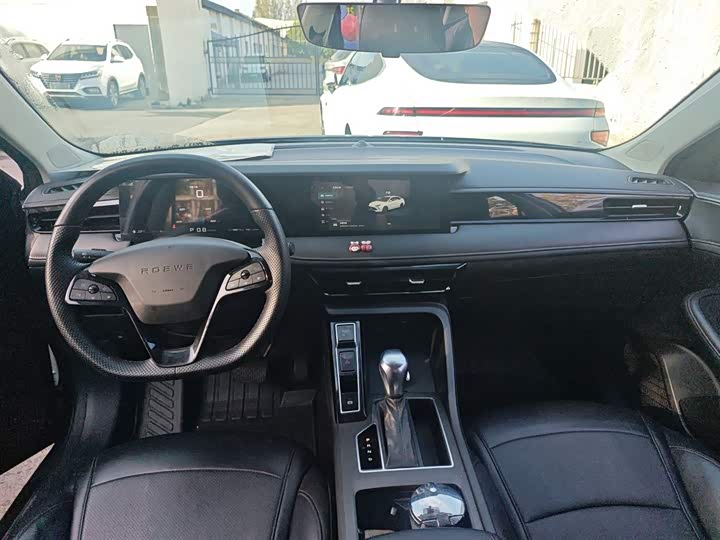 Roewe i5 2023 2023款 1.5L CVT尊荣版
