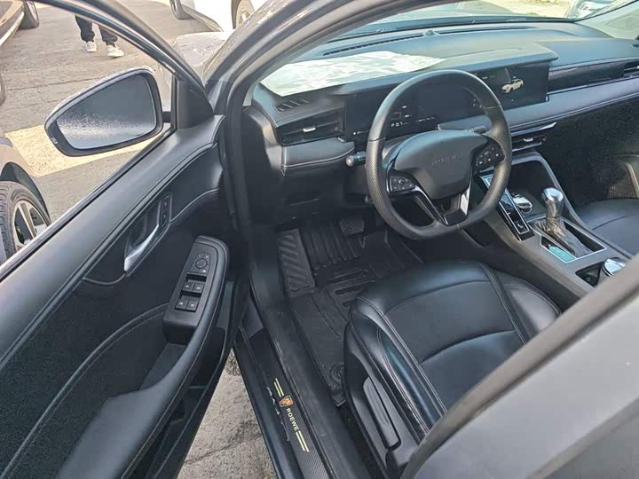 Roewe i5 2023 2023款 1.5L CVT尊荣版