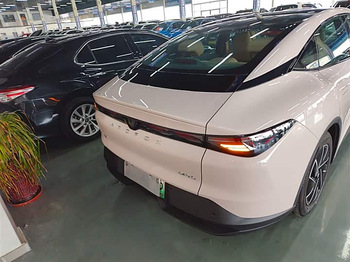 BAIC Arcfox Alpha S5 2024 2024款 560PRO 185kW