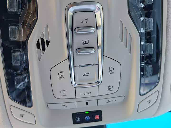 Buick GL8 Hybrid 2026 2026款 陆尊 奢享版