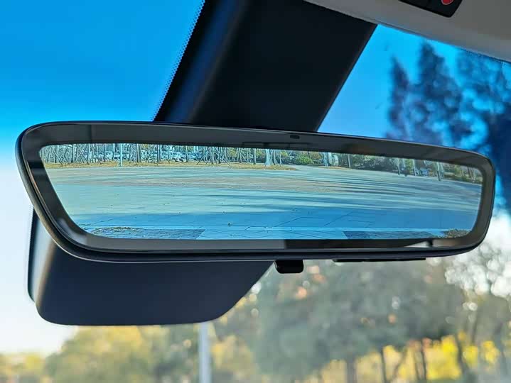 Buick GL8 Hybrid 2026 2026款 陆尊 奢享版