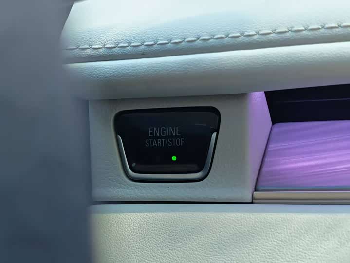 Buick GL8 Hybrid 2026 2026款 陆尊 奢享版