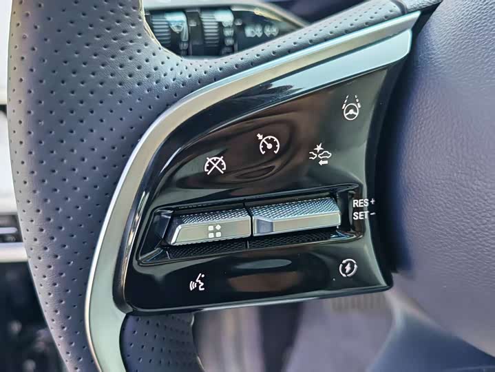 Buick GL8 Hybrid 2026 2026款 陆尊 奢享版