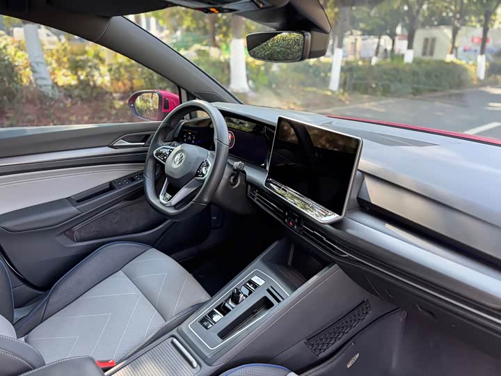 Volkswagen Golf 2025 2025款 改款 300TSI R-Line