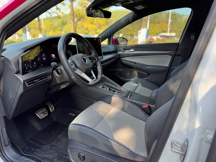 Volkswagen Golf 2025 2025款 改款 300TSI R-Line