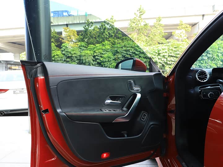 Mercedes-Benz CLA-Class 2023 2023款 CLA 200