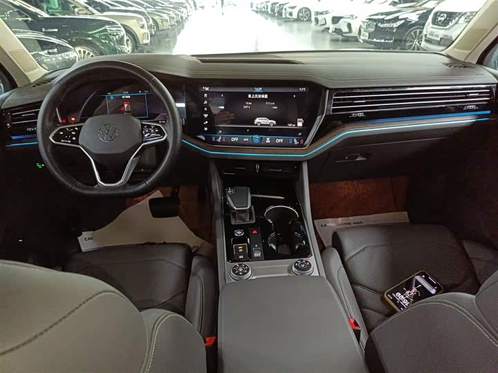 Volkswagen Touareg 2023 2023款 2.0TSI 锐尚版