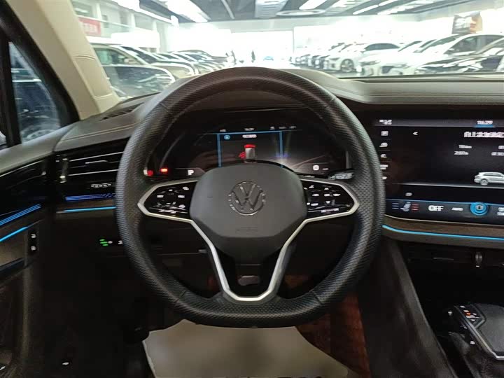Volkswagen Touareg 2023 2023款 2.0TSI 锐尚版