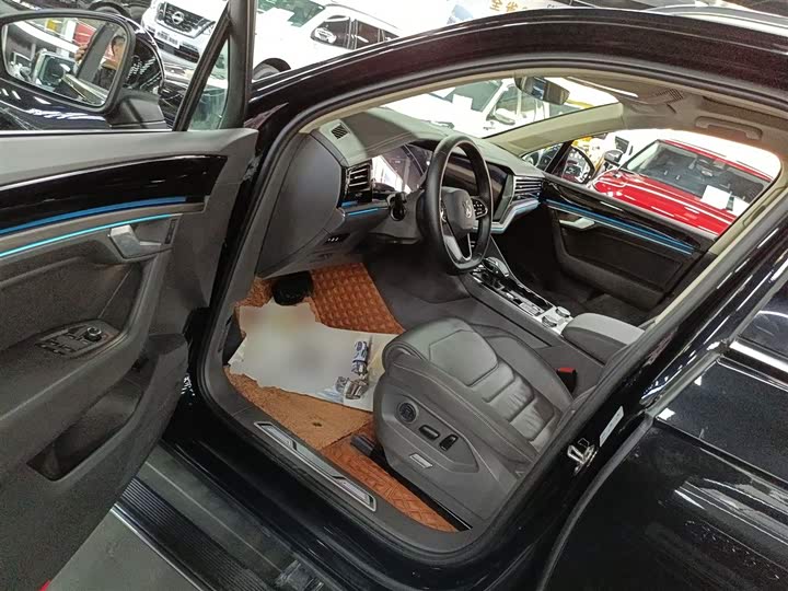 Volkswagen Touareg 2023 2023款 2.0TSI 锐尚版