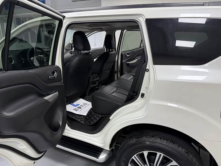 Nissan Terra 2020 2020款 2.5L XL Upper 自动两驱豪华版