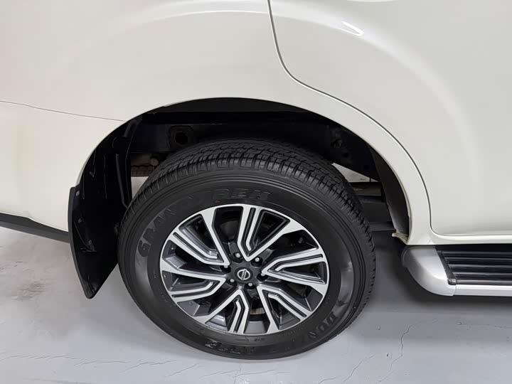 Nissan Terra 2020 2020款 2.5L XL Upper 自动两驱豪华版