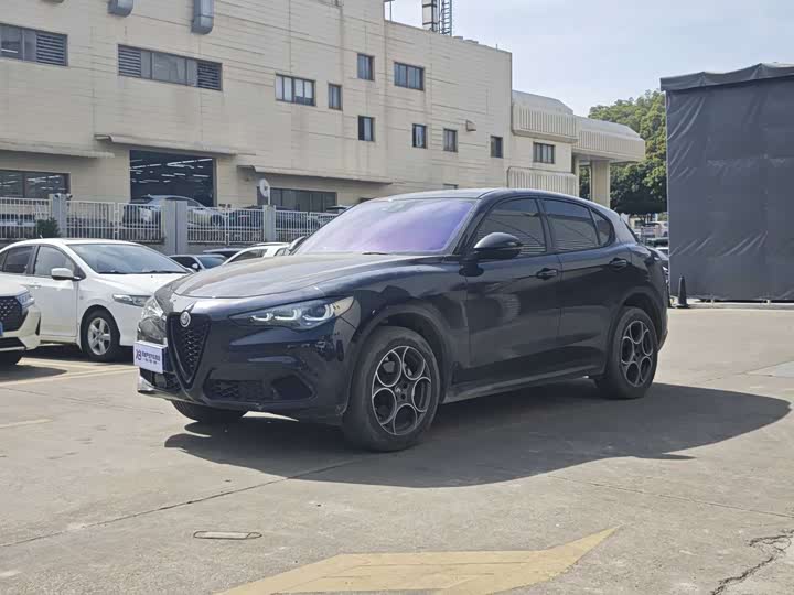 Alfa Romeo Stelvio 2023 2023款 2.0T 280HP Sprint纵擎版