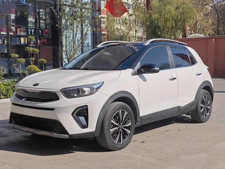 Kia KX1 2021 2021款 1.4L CVT趣享天窗款