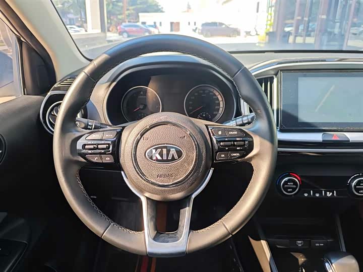 Kia KX1 2021 2021款 1.4L CVT趣享天窗款