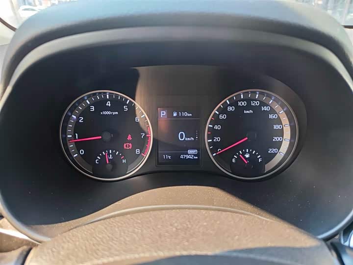 Kia KX1 2021 2021款 1.4L CVT趣享天窗款