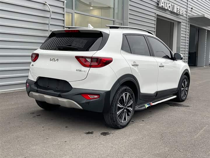 Kia KX1 2021 2021款 1.4L 自动趣享版