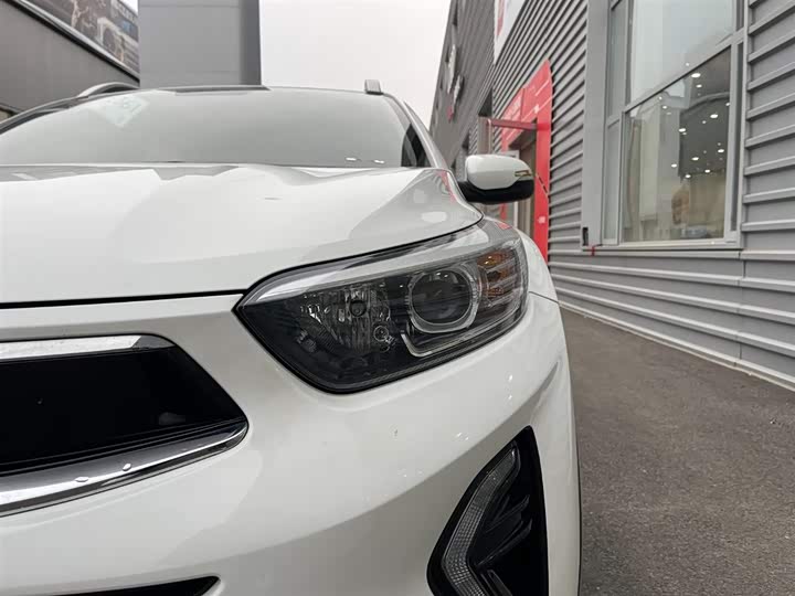 Kia KX1 2021 2021款 1.4L 自动趣享版