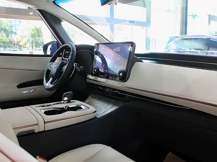 Lexus LM 2023 2023款 500h 六座尊崇版
