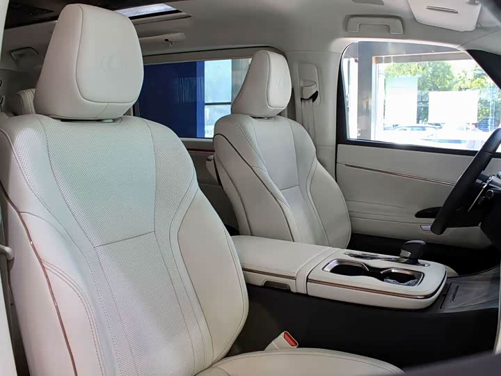 Lexus LM 2023 2023款 500h 六座尊崇版