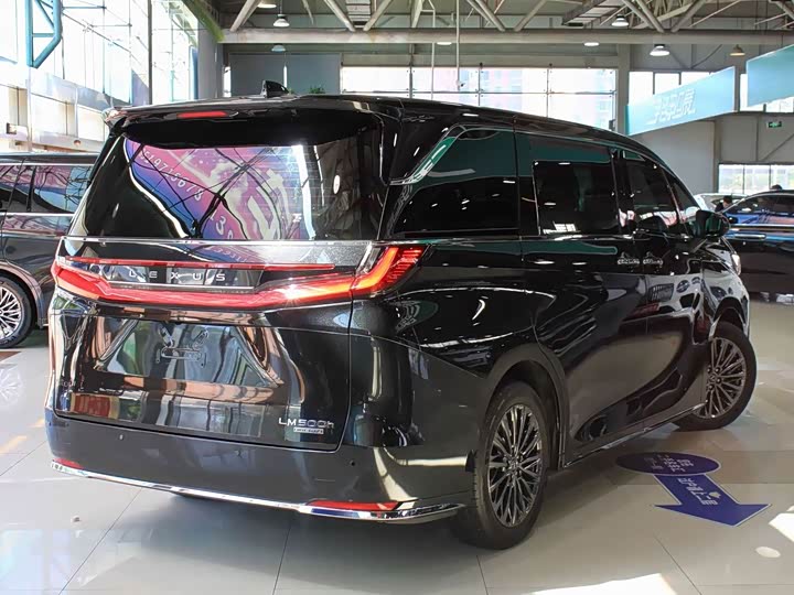 Lexus LM 2023 2023款 500h 六座尊崇版