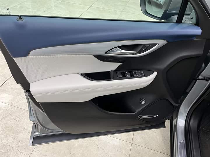 Buick Envision Plus 2024 2024款 昂科威Plus 四驱Avenir艾维亚