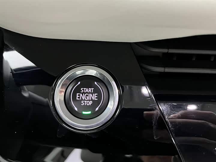 Buick Envision Plus 2024 2024款 昂科威Plus 四驱Avenir艾维亚