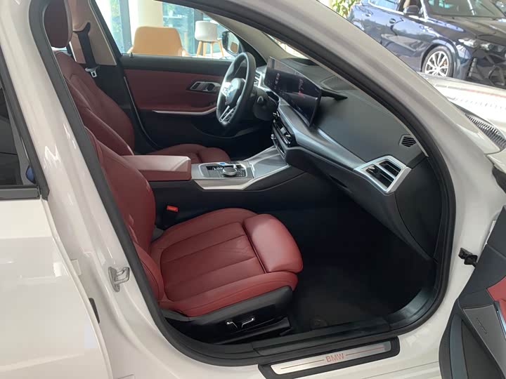 BMW i3 2025 2025款 eDrive 40 L 曜夜运动套装