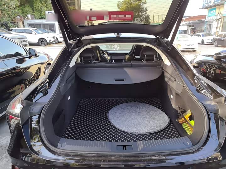 Hongqi H6 2023 2023款 2.0T 致逸版