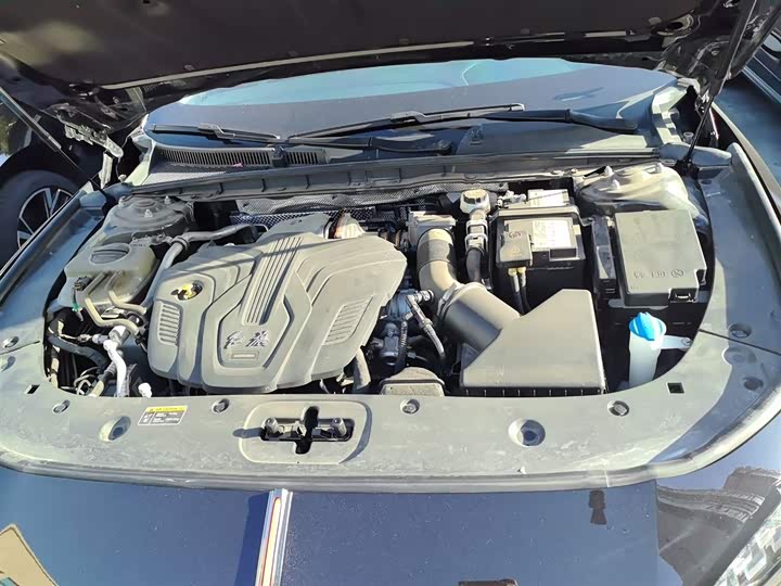 Hongqi H6 2023 2023款 2.0T 致逸版