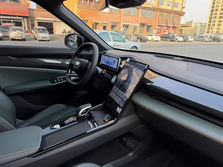 Geely Atlas 2024 2024款 1.5TD 智联+