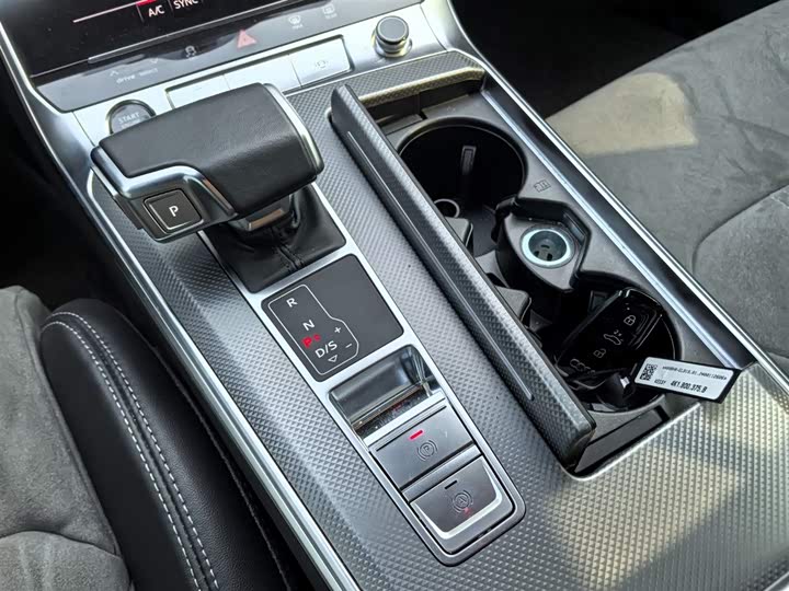 Audi A6L 2024 2024款 45 TFSI 臻选动感型