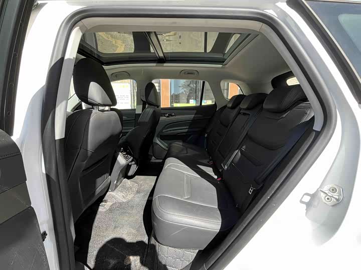 Ford Equator Sport 2023 2023款 EcoBoost 170 铂领型