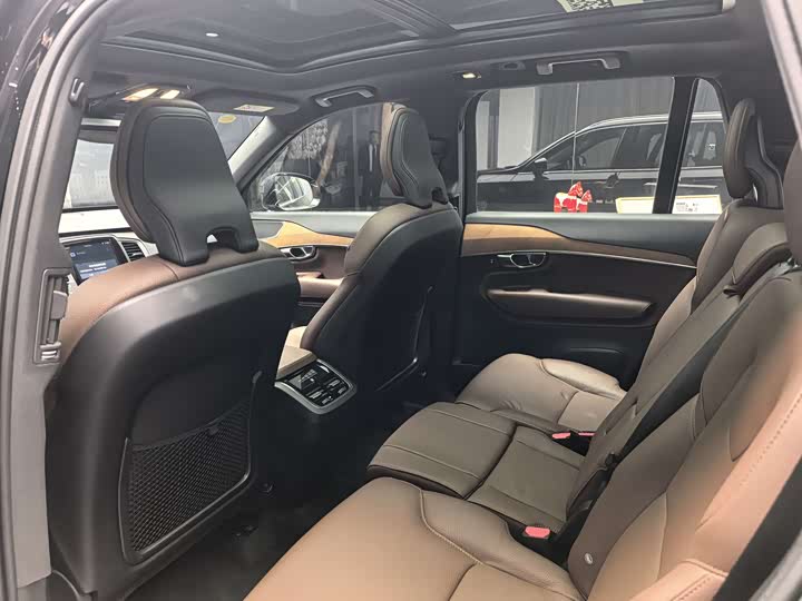 Volvo XC90 2024 2024款 B5 智行豪华版 7座