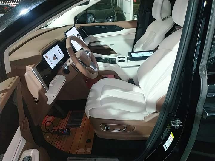 BYD Xia 2025 2025款 DM-i 1.5T 180km 超越型