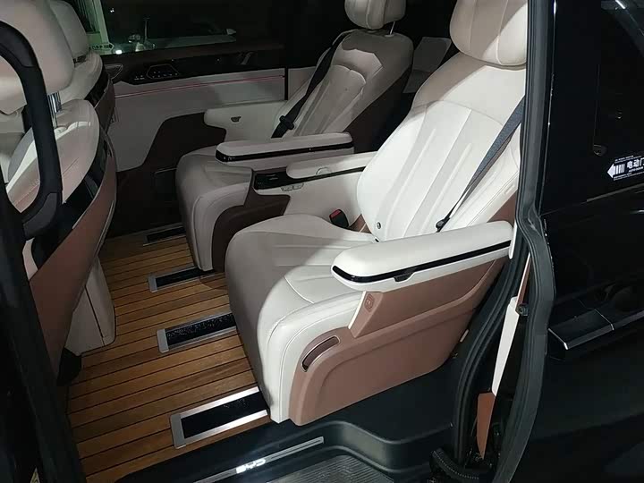 BYD Xia 2025 2025款 DM-i 1.5T 180km 超越型