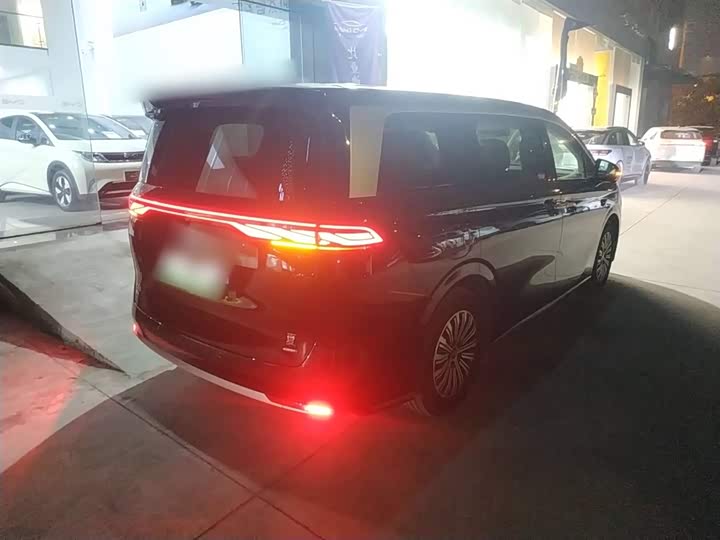 BYD Xia 2025 2025款 DM-i 1.5T 180km 超越型