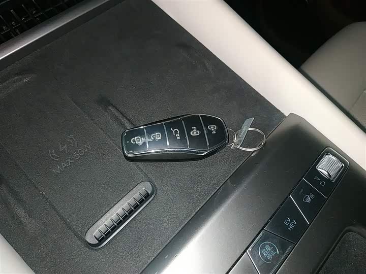 BYD Xia 2025 2025款 DM-i 1.5T 180km 超越型