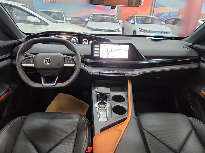 Changan UNI-V Hybrid 2023 2023款 智电iDD 1.5T 113km智趣型