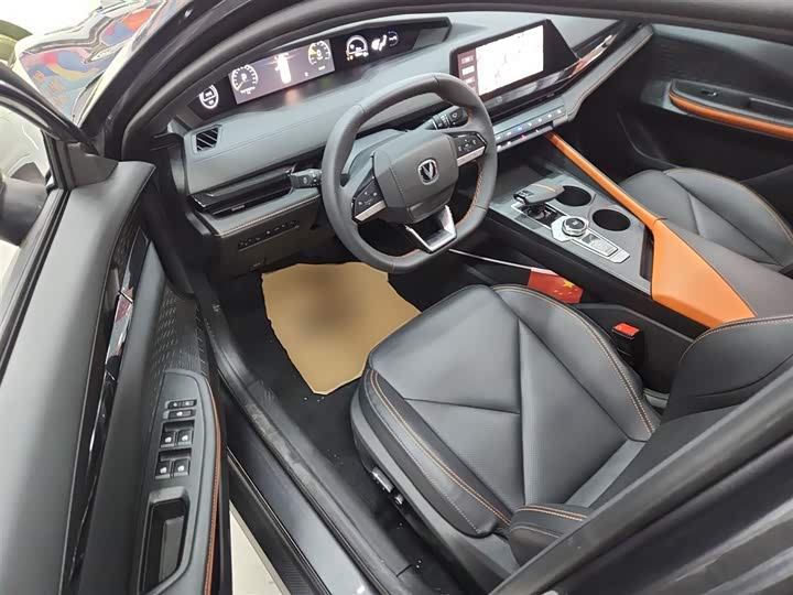 Changan UNI-V Hybrid 2023 2023款 智电iDD 1.5T 113km智趣型