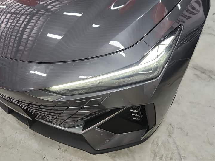 Changan UNI-V Hybrid 2023 2023款 智电iDD 1.5T 113km智趣型