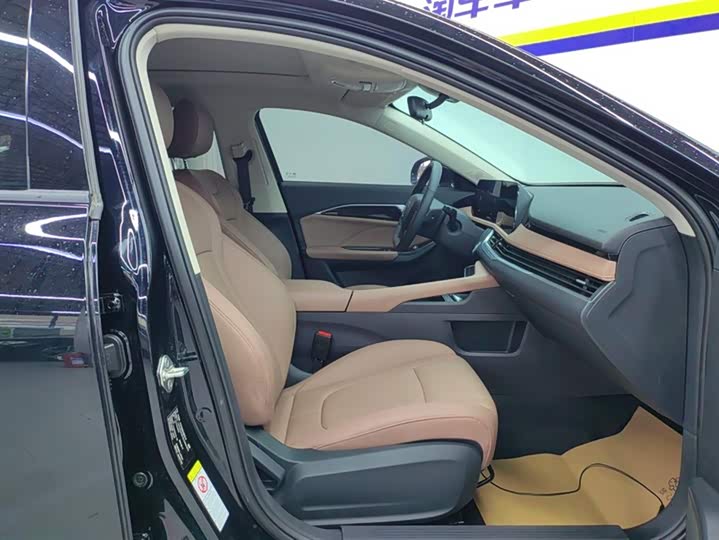 Bestune B70 2024 2024款 龙腾版 1.5T 领创型