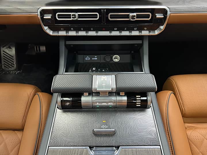 Dongfeng Mengshi M-Hero 917 2023 2023款 增程基础版