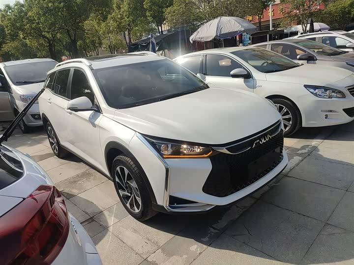 Dongfeng Aeolus Yixuan GS 2021 2021款 230T 自动追星版